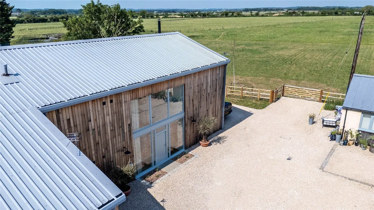 Sturt Farm, Burford, Oxfordshire, OX18