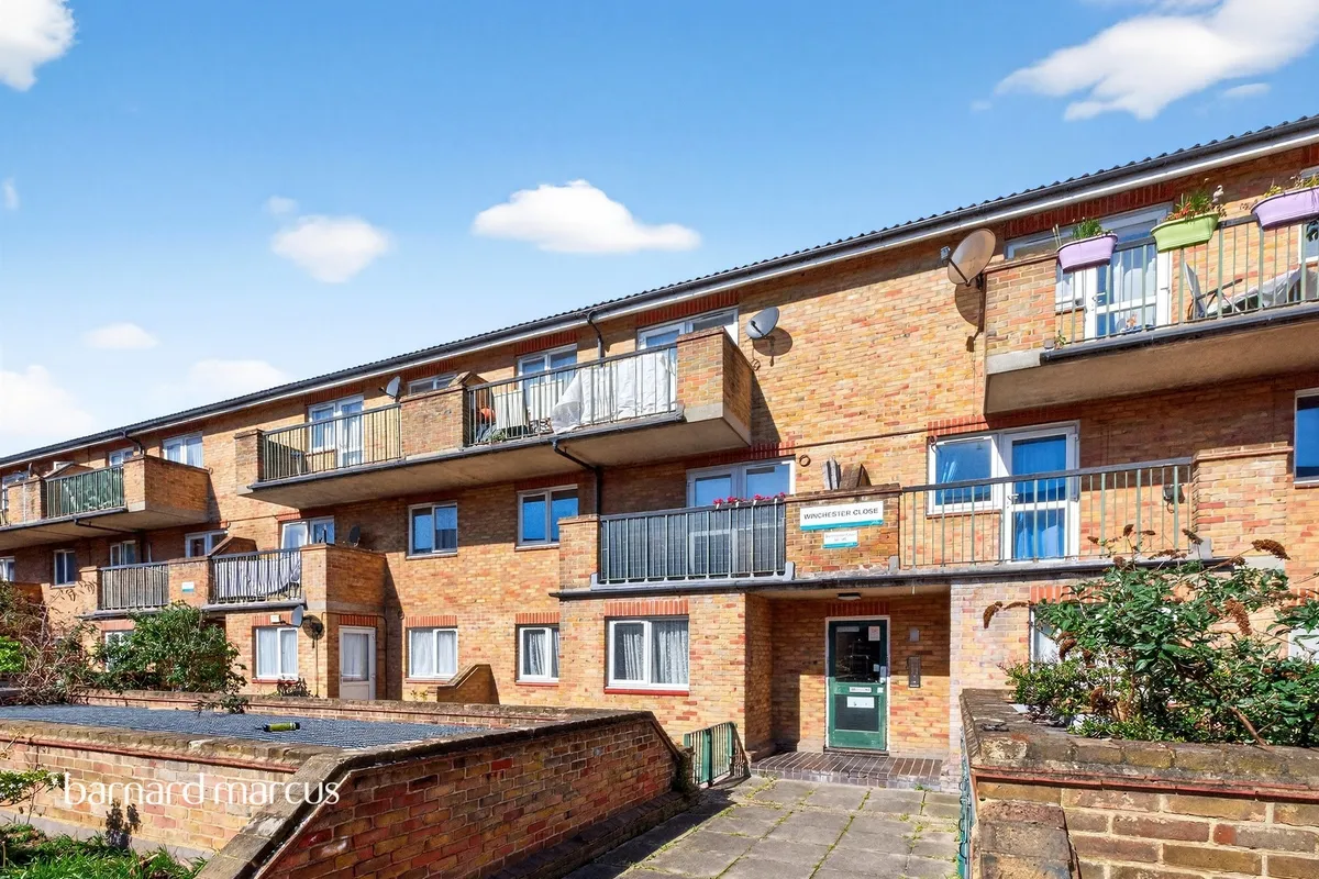 Winchester Close, LONDON