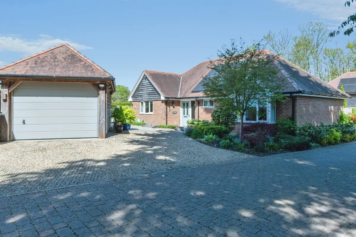 Main Road, Sandleheath, Fordingbridge