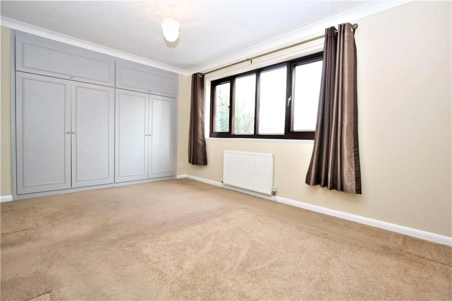 Armstrong Close, Newmarket, CB8 photo 8