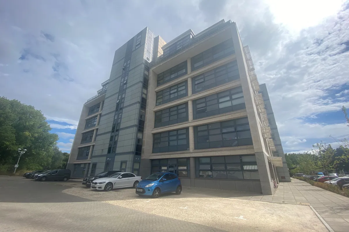 Edinburgh Gate, HARLOW