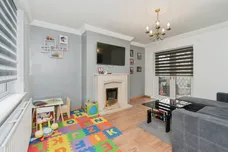 Henson Grove, Castleford