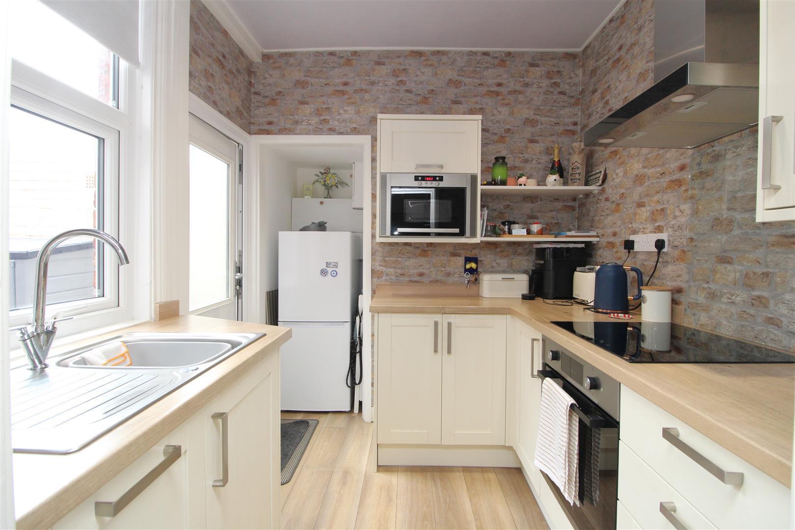 Eskdale Terrace, Cullercoats, North Shields Image 6