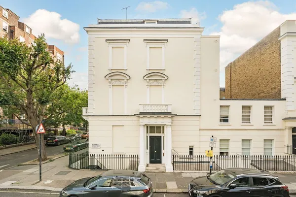 Charlwood Street, London, SW1V photo 5