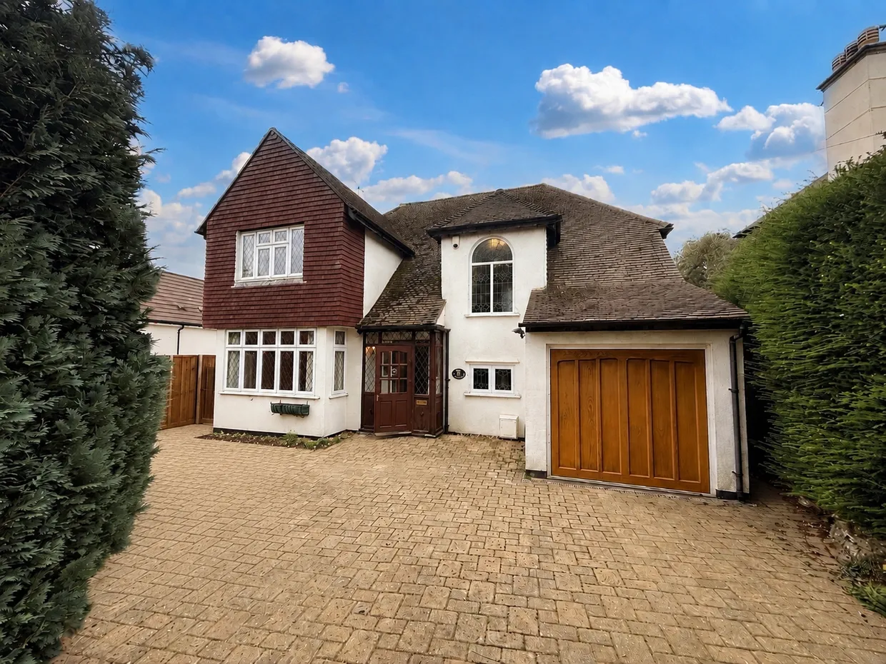 Chipstead Way, Banstead, SM7 photo 1