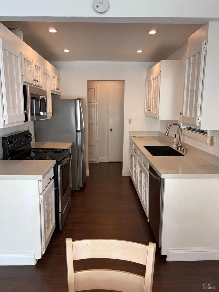 5270 El Mercado Pkwy, Santa Rosa, CA 95403-1326