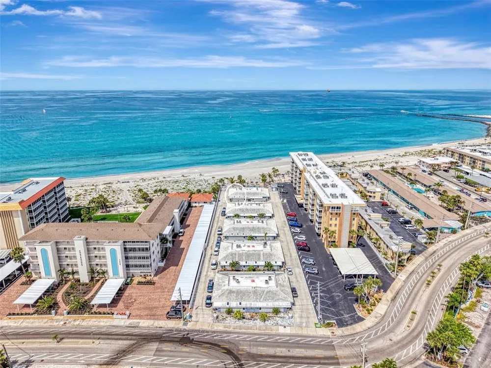 1205 Tarpon Center Dr, Venice, FL 34285