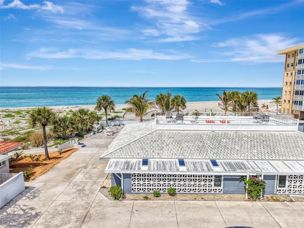 1205 Tarpon Center Dr, Venice, FL 34285