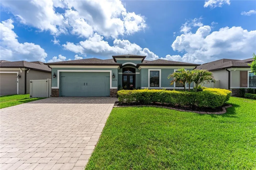 6619 35th Ct E, Sarasota, FL 34243