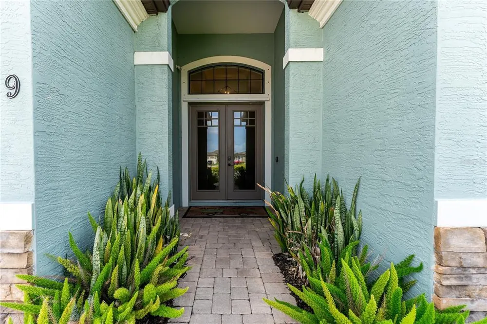 6619 35th Ct E, Sarasota, FL 34243