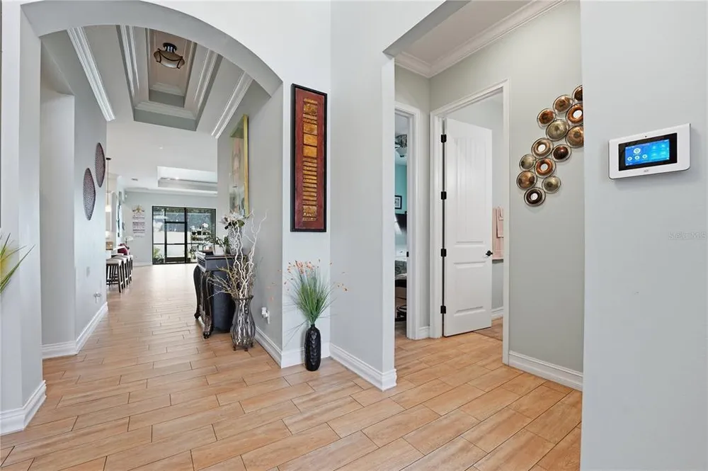 6619 35th Ct E, Sarasota, FL 34243