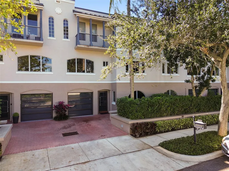 456 E Boca Raton Rd, Boca Raton, FL 33432