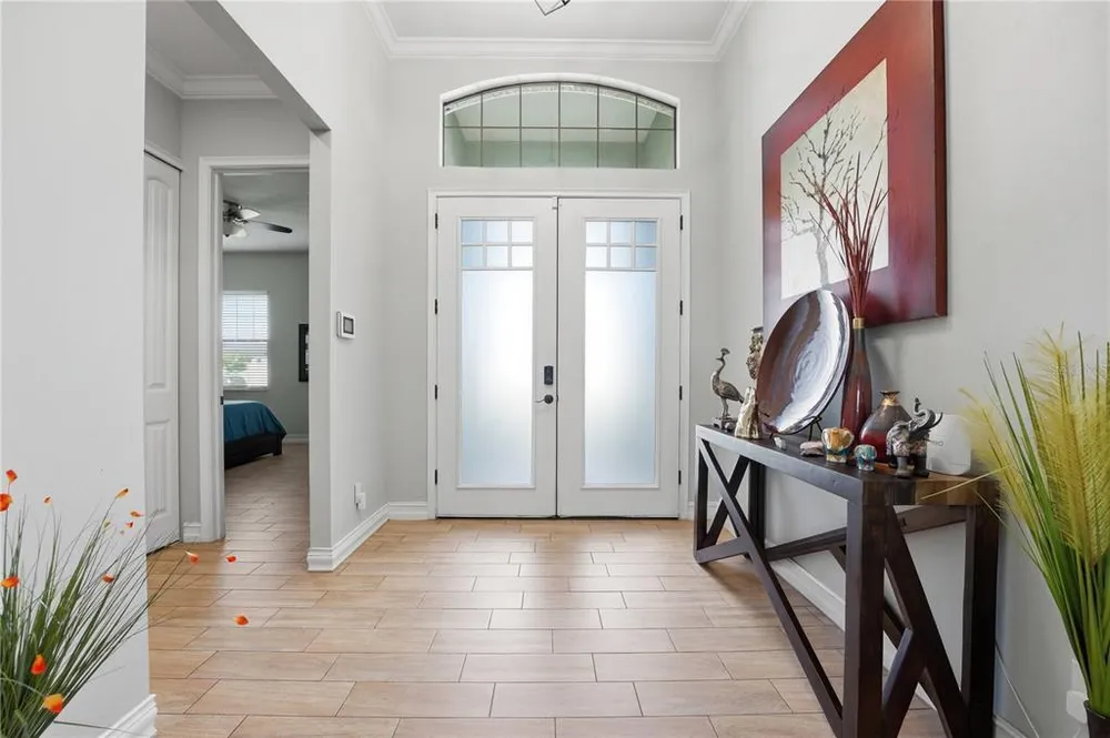 6619 35th Ct E, Sarasota, FL 34243