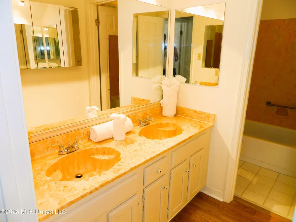 11 Devils Elbow, Diamondhead, MS 39525