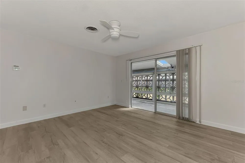1205 Tarpon Center Dr, Venice, FL 34285