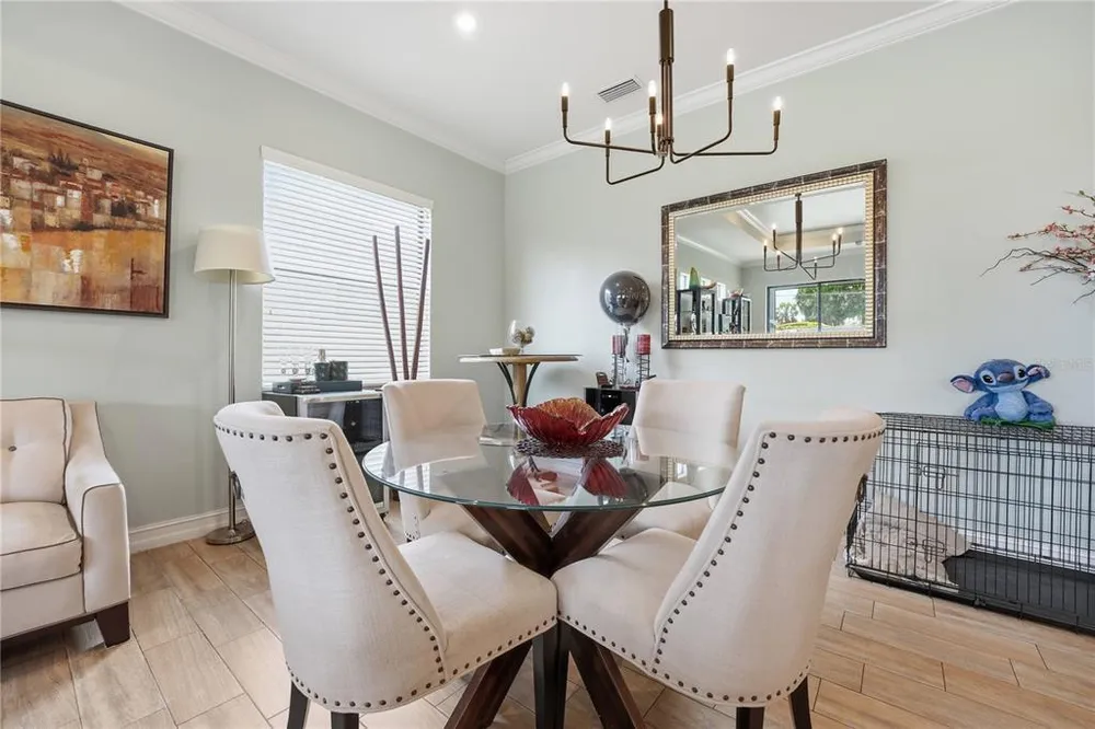 6619 35th Ct E, Sarasota, FL 34243