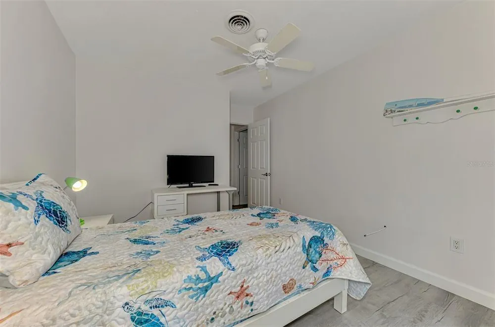 1205 Tarpon Center Dr, Venice, FL 34285