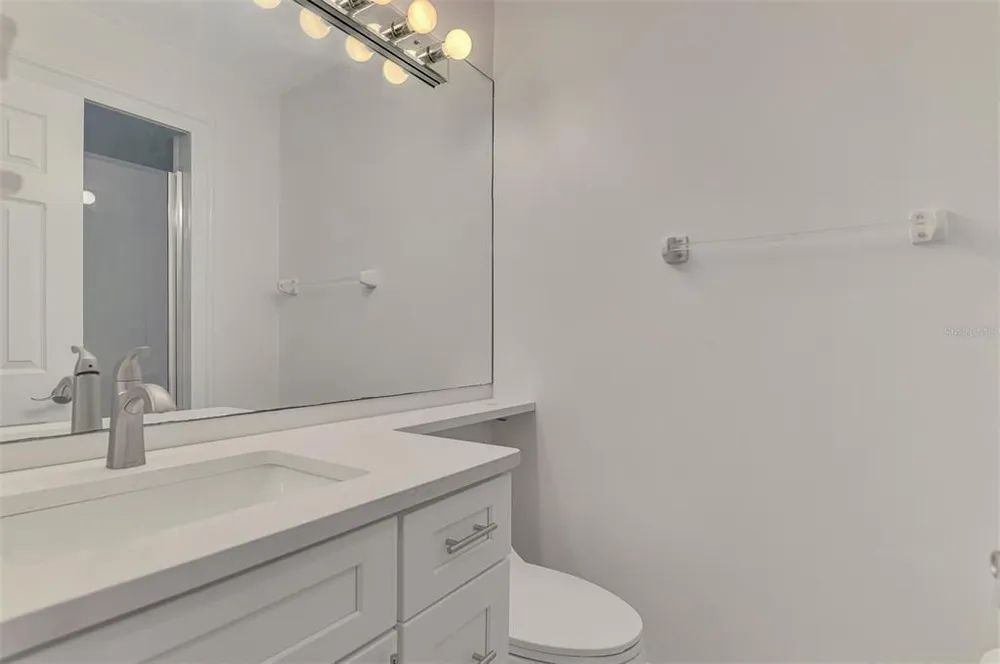 1205 Tarpon Center Dr, Venice, FL 34285