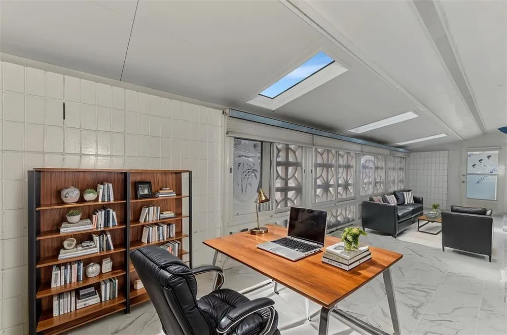 1205 Tarpon Center Dr, Venice, FL 34285