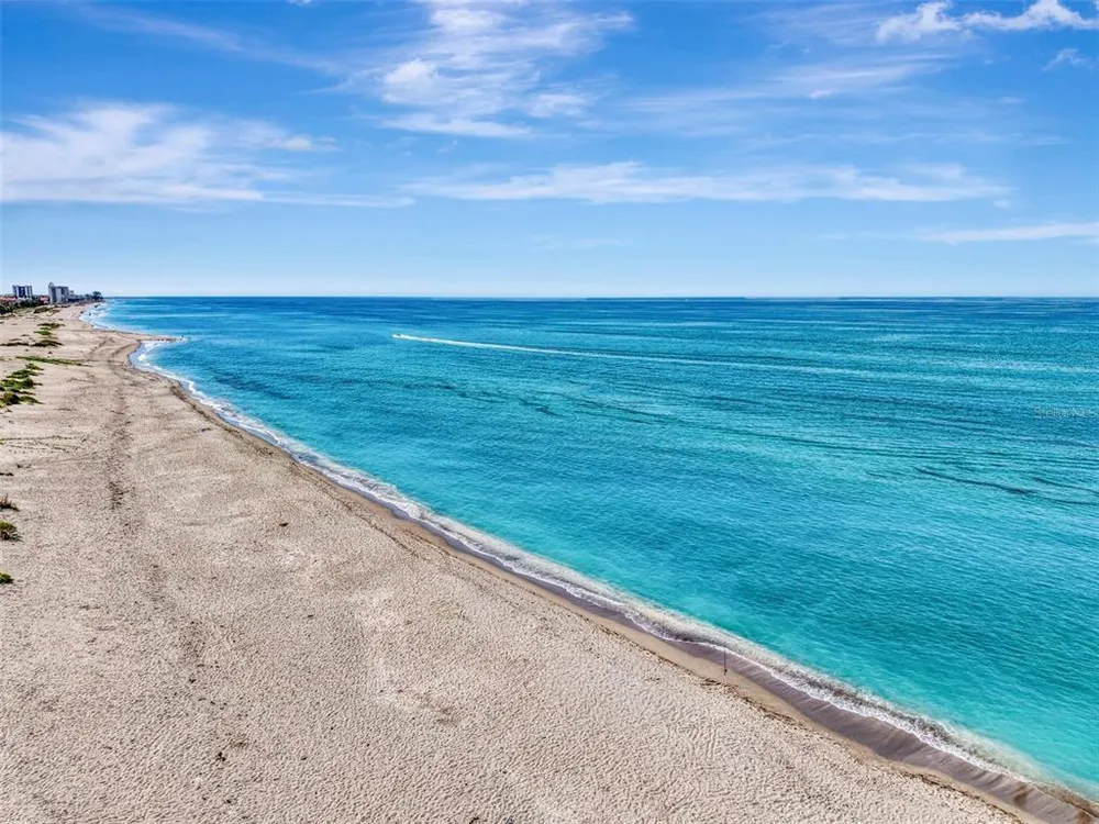 1205 Tarpon Center Dr, Venice, FL 34285