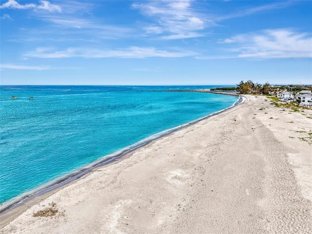 1205 Tarpon Center Dr, Venice, FL 34285