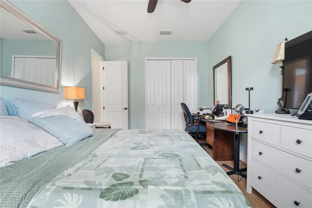 6619 35th Ct E, Sarasota, FL 34243