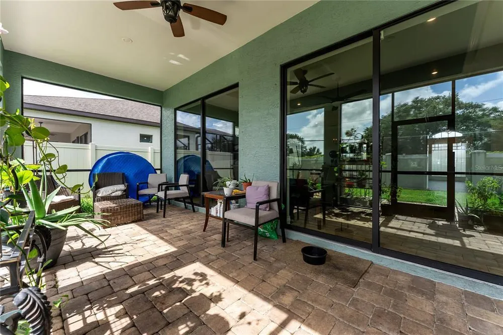6619 35th Ct E, Sarasota, FL 34243