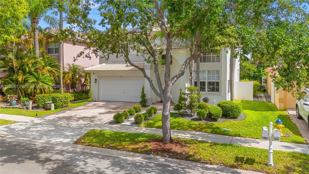 17027 NW 19th St, Pembroke Pines, FL 33028