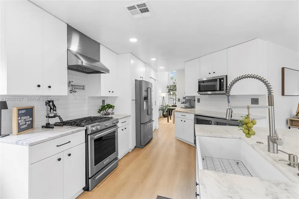 17027 NW 19th St, Pembroke Pines, FL 33028