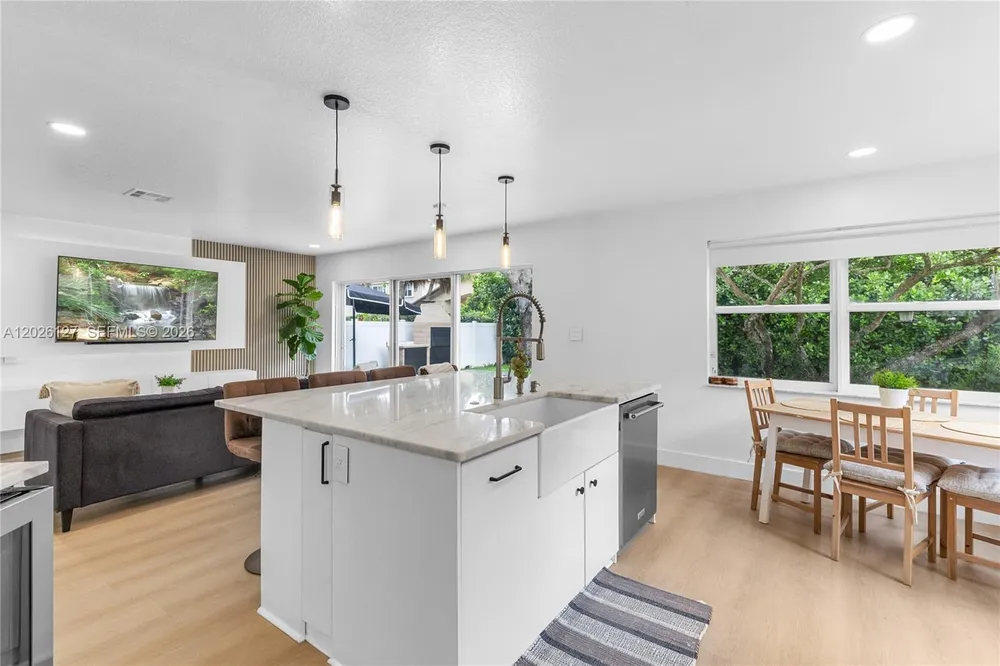 17027 NW 19th St, Pembroke Pines, FL 33028