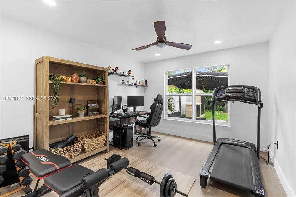 17027 NW 19th St, Pembroke Pines, FL 33028