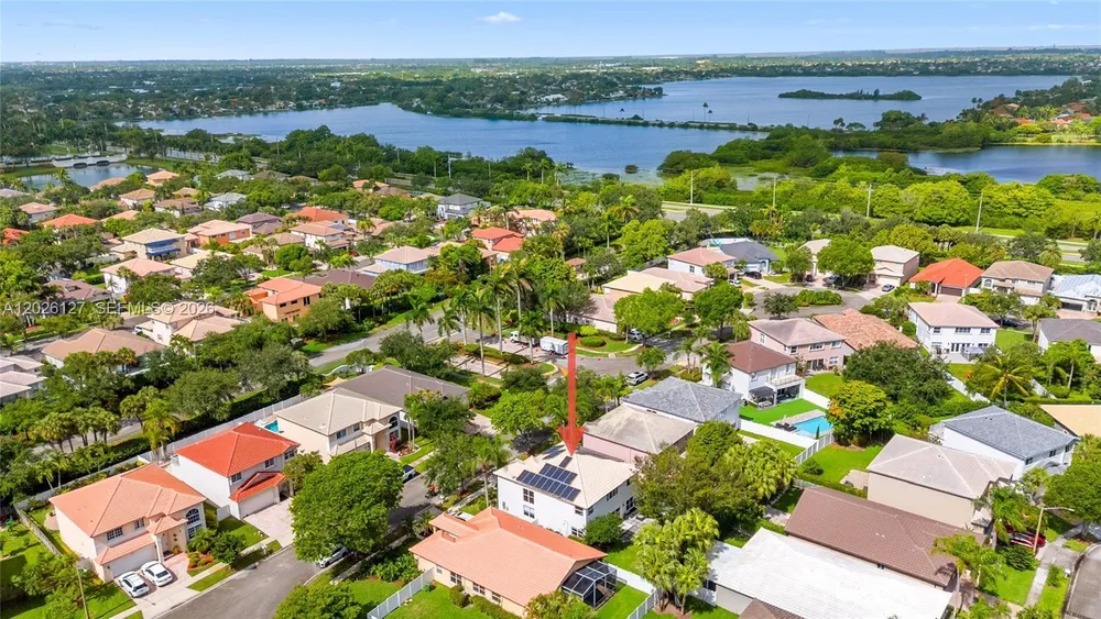 17027 NW 19th St, Pembroke Pines, FL 33028