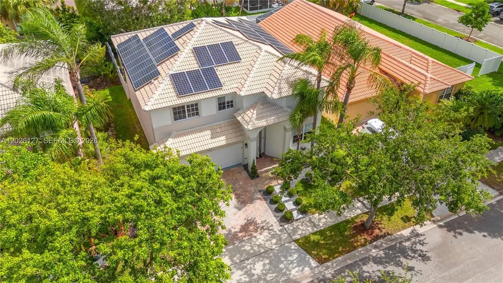 17027 NW 19th St, Pembroke Pines, FL 33028