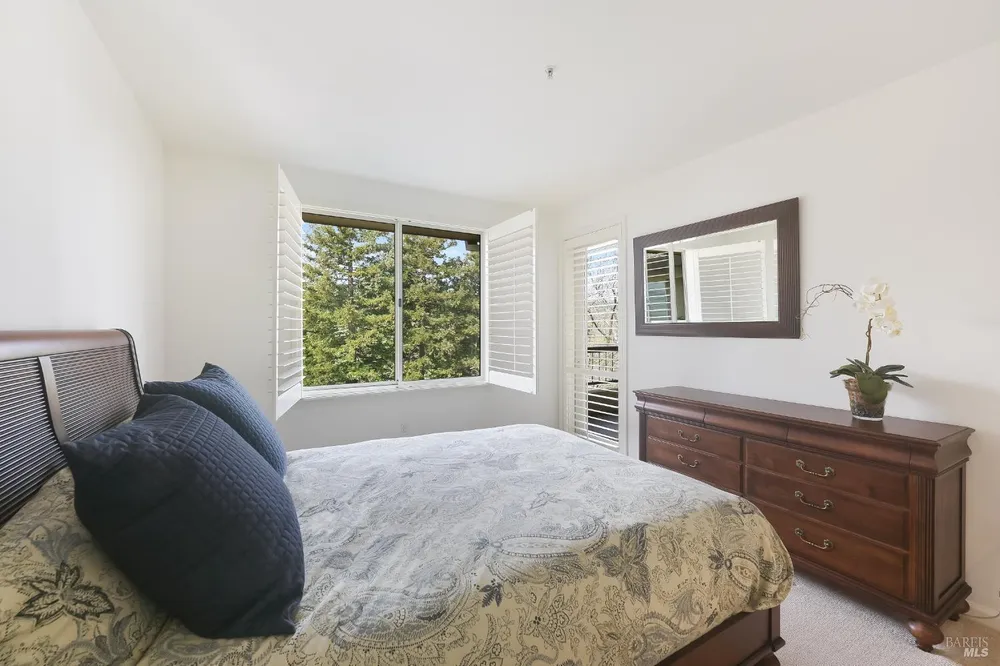 600 Deer Valley Rd, San Rafael, CA 94903