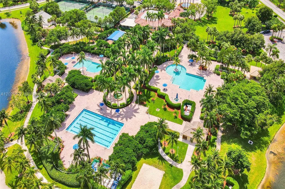 17027 NW 19th St, Pembroke Pines, FL 33028