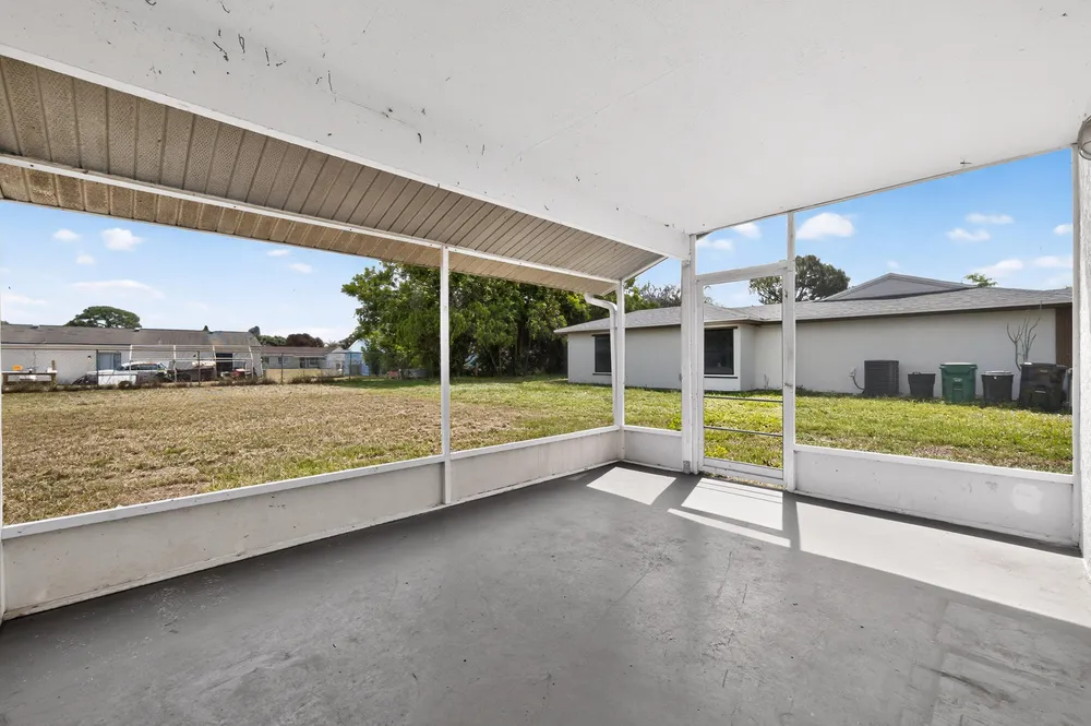 261 SW Cherryhill Rd, Port St Lucie, FL 34953