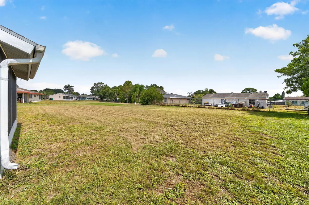 261 SW Cherryhill Rd, Port St Lucie, FL 34953