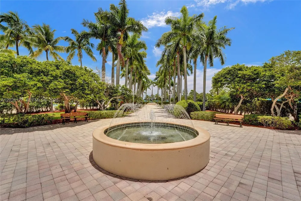 17027 NW 19th St, Pembroke Pines, FL 33028
