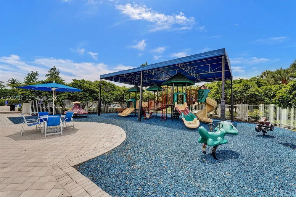 17027 NW 19th St, Pembroke Pines, FL 33028