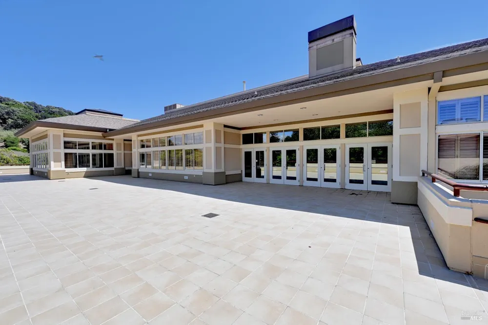 600 Deer Valley Rd, San Rafael, CA 94903