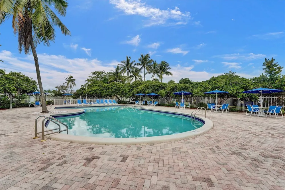 17027 NW 19th St, Pembroke Pines, FL 33028