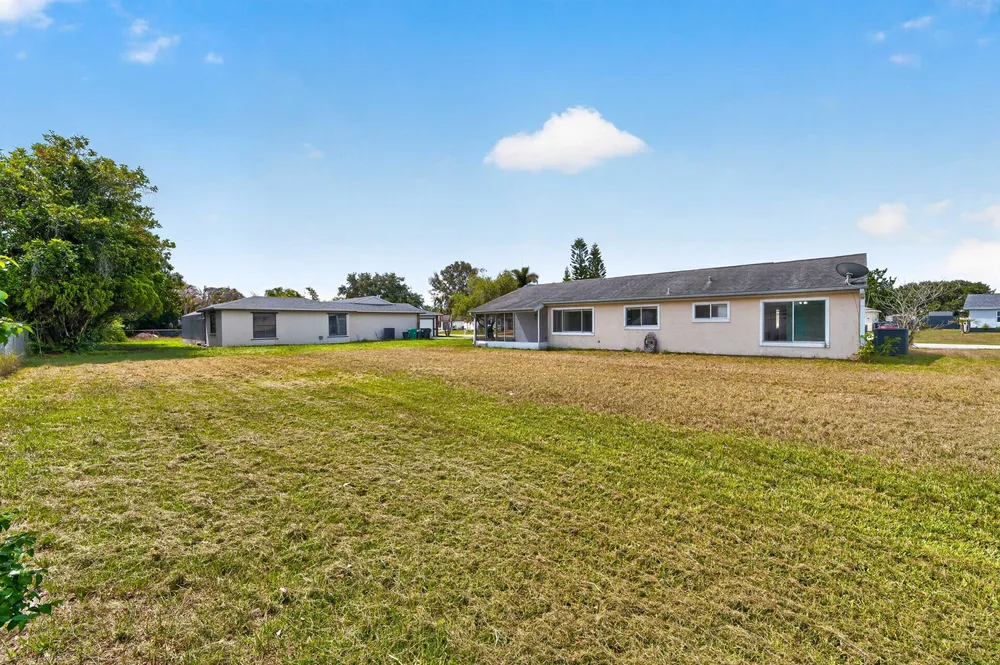 261 SW Cherryhill Rd, Port St Lucie, FL 34953