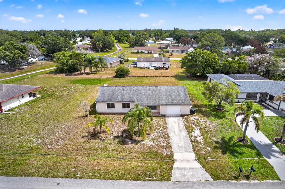 261 SW Cherryhill Rd, Port St Lucie, FL 34953