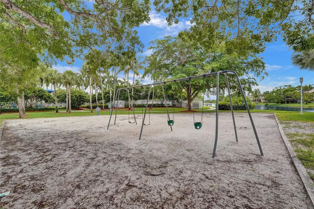 17027 NW 19th St, Pembroke Pines, FL 33028