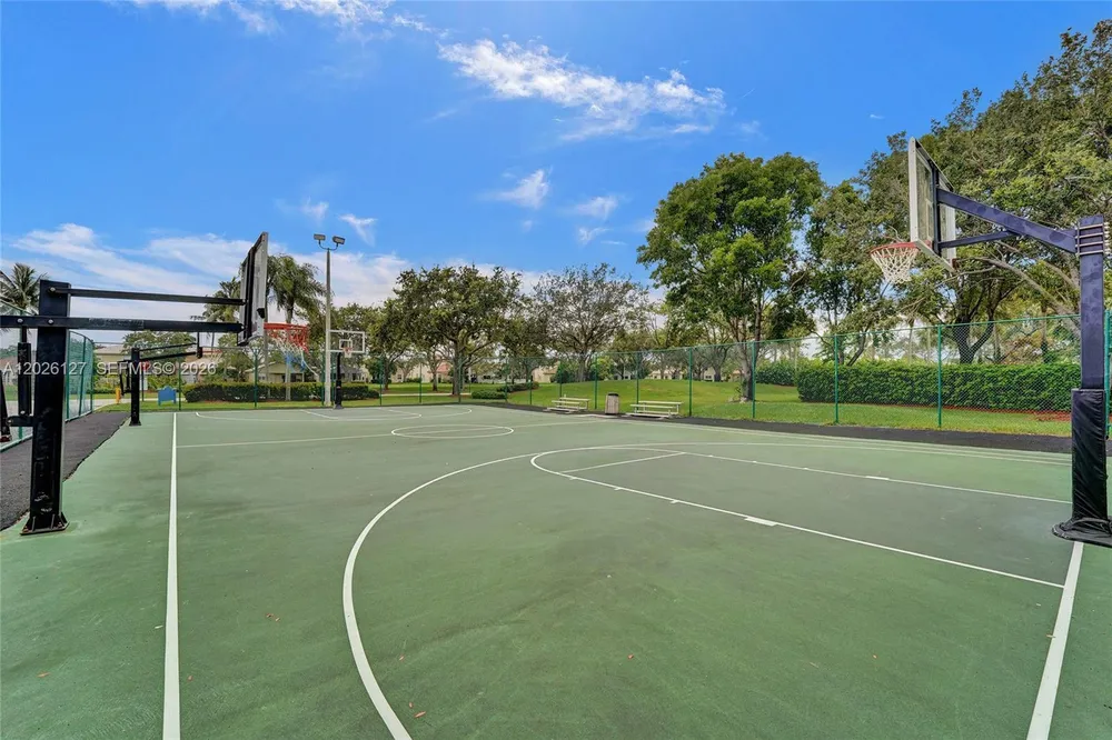 17027 NW 19th St, Pembroke Pines, FL 33028