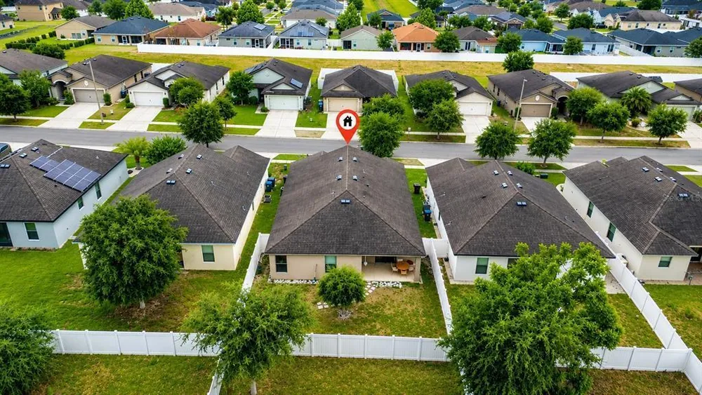 631 Swallowtail Dr, Haines City, FL 33844