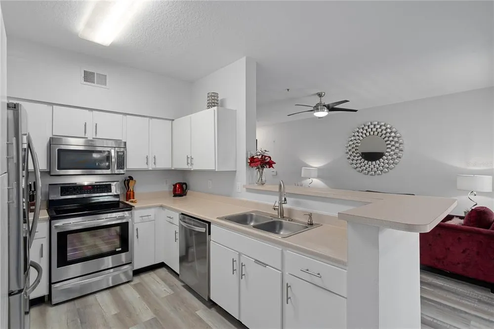 1810 E Palm Ave, Tampa, FL 33605