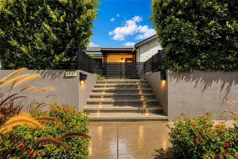 4523 Alumni Ave, Eagle Rock, CA 90041