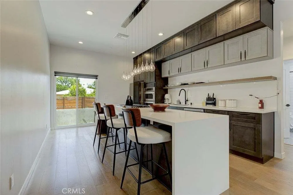 4523 Alumni Ave, Eagle Rock, CA 90041