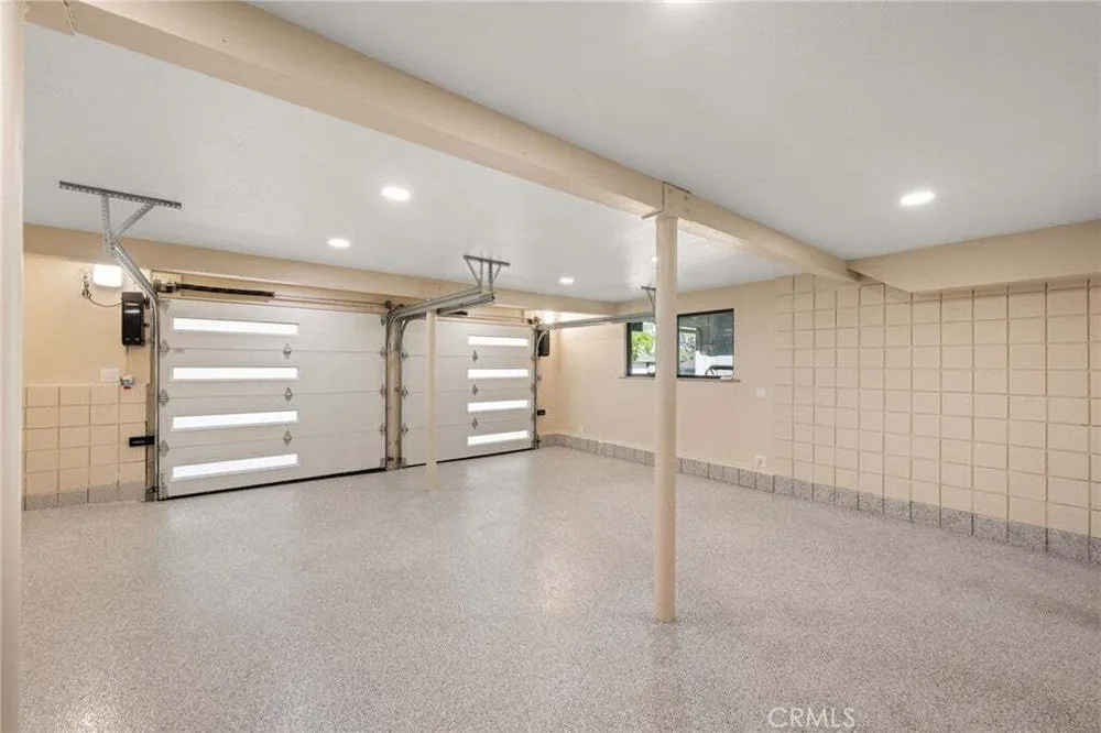 325 N Madison Ave, Monrovia, CA 91016
